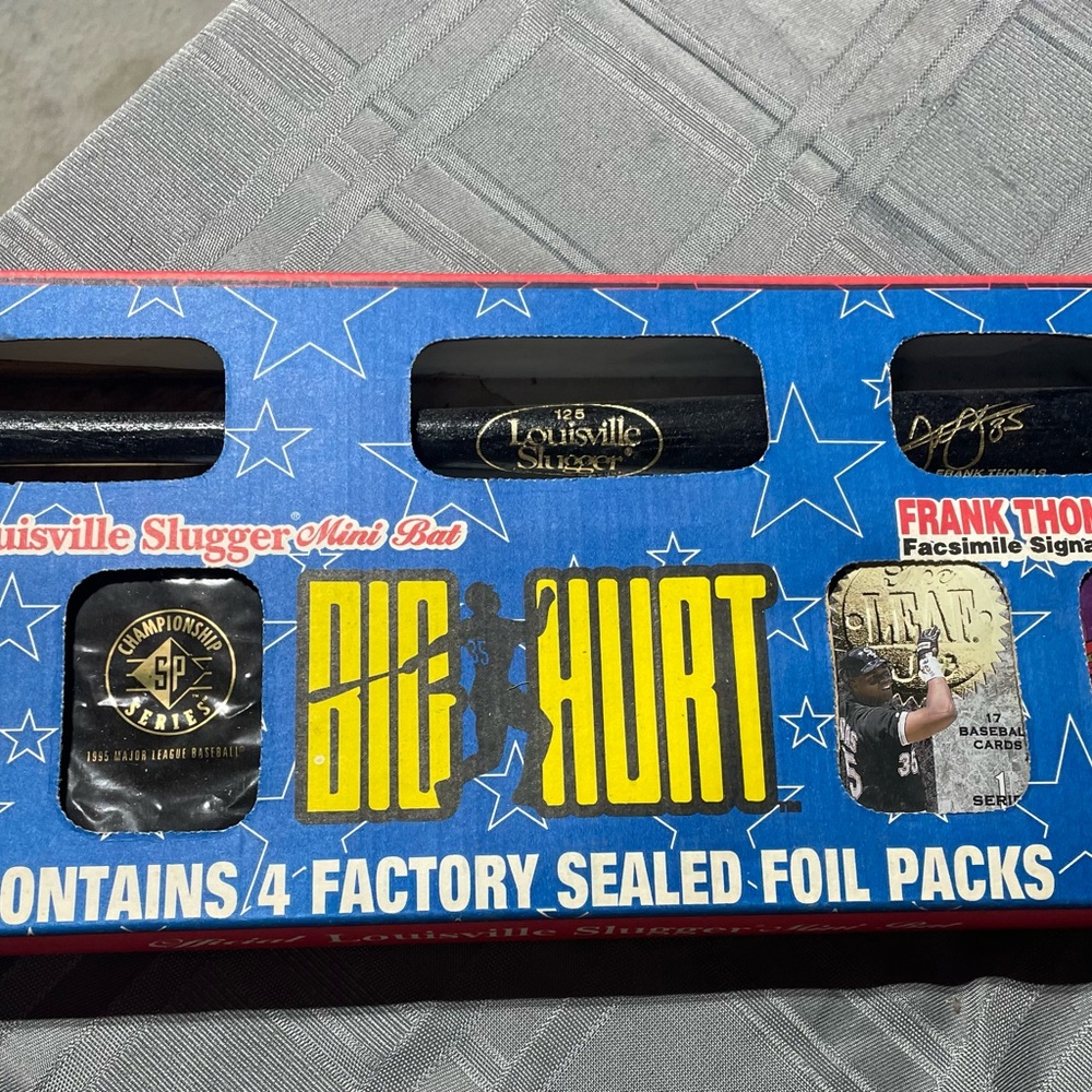 Frank Thomas Louisville Slugger Mini Bat + 4 Factory Sealed Packs New